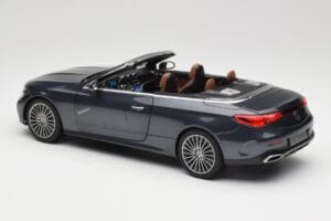 Mercedes CLE Cabriolet A236 Dunkelgrau Norev 1:18 B66960654 Druckguss — Bild 8 von 9