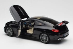 Mercedes CLE C236 Coupe Obsidian Schwarz Metallic Norev 1:18 183937 Druckguss — Bild 5 von 8