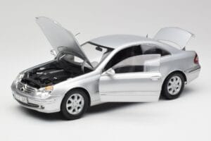 Mercedes CLK 500 C209 Silber Kyosho 1:18 B66962144 Druckguss — Bild 2 von 8