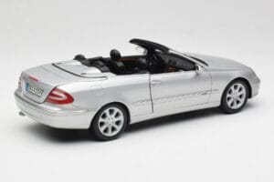 Mercedes CLK 500 Cabriolet Elegance A209 Silber Kyosho 1:18 B66962172 Druckguss — Bild 3 von 8