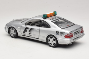 Mercedes AMG CLK 55 F1 Safety Car Maisto 1:18 B66005234 Druckguss — Bild 5 von 6