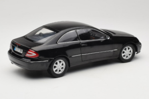 Mercedes CLK C209 Black Metallic Kyosho 1:18 B66962149 Druckguss — Bild 3 von 8