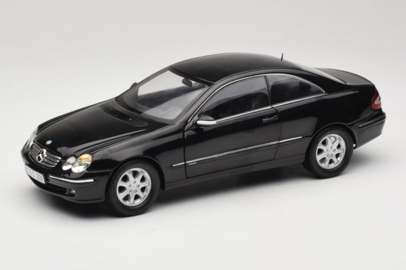 Mercedes CLK C209 Black Metallic Kyosho 1:18 B66962149 Druckguss