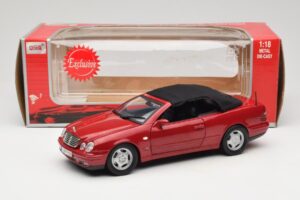 Mercedes CLK A208 Cabriolet Rot Anson 1:18 30338 Druckguss — Bild 8 von 8