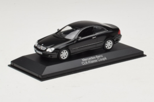 Mercedes CLK W208 Schwarz Minichamps 1:43 B66961946 Druckguss — Bild 2 von 5