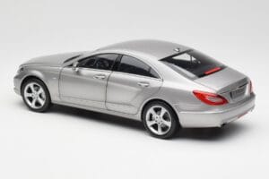 Mercedes CLS C218 Designo Alubeam Titanium Norev 1:18 B66961298 Druckguss — Bild 7 von 8