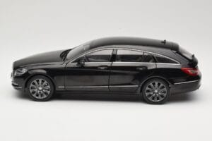 Mercedes CLS Shooting Brake X218 Obsidian Black Norev 1:18 B66960115 Druckguss — Bild 4 von 8