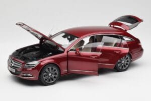 Mercedes CLS Shooting Brake X218 Thulite Rot Norev 1:18 B66960116 Druckguss — Bild 2 von 8