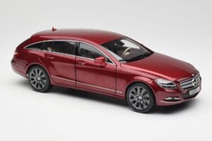 Mercedes CLS Shooting Brake X218 Thulite Rot Norev 1:18 B66960116 Druckguss — Bild 6 von 8