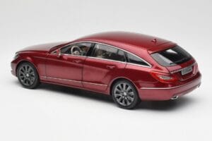 Mercedes CLS Shooting Brake X218 Thulite Rot Norev 1:18 B66960116 Druckguss — Bild 7 von 8