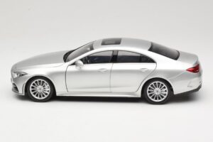 Mercedes CLS C257 Silber Norev 1:18 183489 Druckguss — Bild 4 von 8
