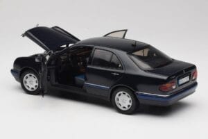 Mercedes E-Class W210 E320 Schwarz Sun Star 1:18 1151 Druckguss — Bild 5 von 8