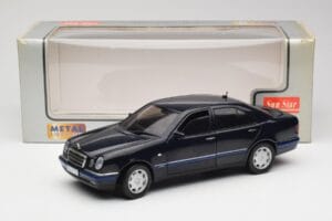 Mercedes E-Class W210 E320 Schwarz Sun Star 1:18 1151 Druckguss — Bild 8 von 8