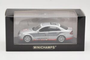 Mercedes E-Class W211 #7 Team AutoBild Paris-Beijing 2006 Replacement Box Minichamps 1:43 MB001 Druckguss — Bild 4 von 4