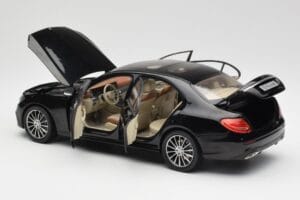 Mercedes E-Class W213 Obsidian Schwarz iScale 1:18 B66960380 Druckguss — Bild 5 von 8