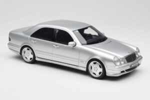 Mercedes E55 AMG W210 Brilliant Silver Otto 1:18 OT459 Resin — Bild 4 von 6