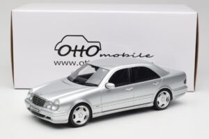 Mercedes E55 AMG W210 Brilliant Silver Otto 1:18 OT459 Resin — Bild 6 von 6