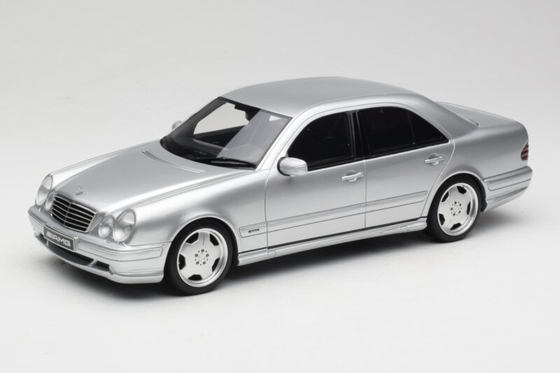 Mercedes E55 AMG W210 Brilliant Silver Otto 1:18 OT459 Resin