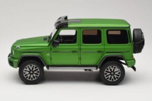 Mercedes G 63 AMG 4x4 Squared Green Hell Magno Almost Real 1:18 820821 Druckguss — Bild 4 von 8