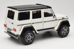 Mercedes G 63 AMG 4x4 Squared Polar White Almost Real 1:18 820203 Druckguss — Bild 3 von 8