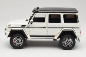 Mercedes G 63 AMG 4x4 Squared Polar White Almost Real 1:18 820203 Druckguss — Bild 4 von 8