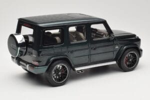 Mercedes G 63 AMG W463 Green Metallic Minichamps 1:18 110037066 Druckguss — Bild 3 von 8