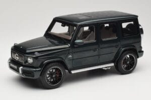 Mercedes G 63 AMG W463 Green Metallic Minichamps 1:18 110037066 Druckguss