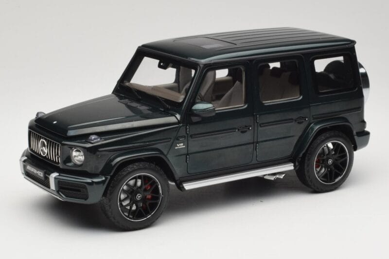 Mercedes G 63 AMG W463 Green Metallic Minichamps 1:18 110037066 Druckguss