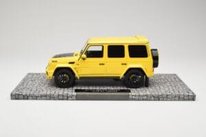 Mercedes Brabus 850 6.0 Widestar G63 W463 Electric Beam Yellow Minichamps 1:18 107032402 Druckguss — Bild 3 von 6