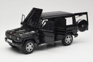Mercedes G-Class G 500 W463 Smaragd Black Metallic AUTOart 1:18 76101 Druckguss — Bild 2 von 8