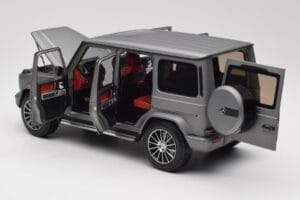Mercedes G-Class G500 W463A Designo Platinum Magno Minichamps 1:18 B66960811 Druckguss — Bild 5 von 8