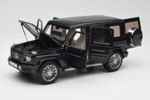 Mercedes G-Class G500 W463A Emerald Green Minichamps 1:18 B66960810 Druckguss — Bild 2 von 8
