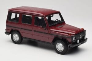 Mercedes G-Class W460 LWB Dunkelrot Minichamps 1:18 155038102 Druckguss — Bild 4 von 6
