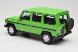 Mercedes G-Class W460 LWB Grün Minichamps 1:18 155038101 Druckguss — Bild 5 von 6