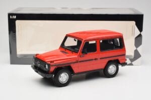 Mercedes G-Class W460 SWB Rot Minichamps 1:18 155038002 Druckguss — Bild 6 von 6