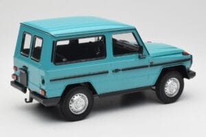 Mercedes G-Class W460 SWB Türkis Minichamps 1:18 155038001 Druckguss — Bild 2 von 6