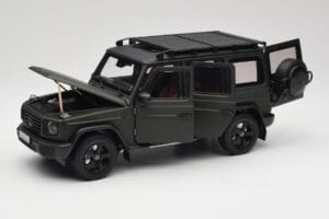 Mercedes G-Class W465 Olivgrün Norev 1:18 B66960662 Druckguss — Bild 2 von 8