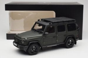 Mercedes G-Class W465 Olivgrün Norev 1:18 B66960662 Druckguss — Bild 8 von 8