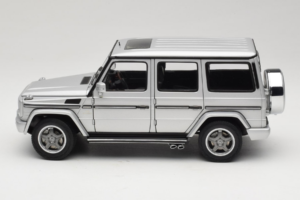 Mercedes G55 AMG W463 Silber AUTOart 1:18 76247 Druckguss — Bild 4 von 8