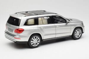Mercedes GL-Class X166 Iridium Silber Metallic Norev 1:18 B66960097 Druckguss — Bild 3 von 8