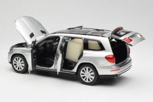 Mercedes GL-Class X166 Iridium Silber Metallic Norev 1:18 B66960097 Druckguss — Bild 5 von 8