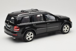 Mercedes GL X164 Period Brown Minichamps 1:18 B66962336 Druckguss — Bild 3 von 8