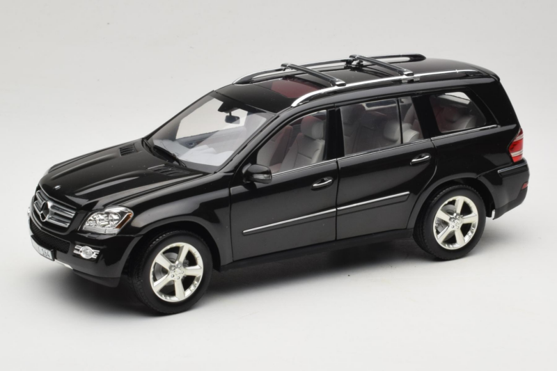 Mercedes GL X164 Period Brown Minichamps 1:18 B66962336 Druckguss