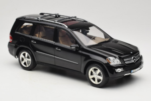 Mercedes GL X164 Tanzanite Blue Minichamps 1:18 B66962335 Druckguss — Bild 6 von 8