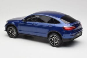 Mercedes AMG GLC 43 Coupe Brilliant Blau GT Spirit 1:18 B66960468 Resin — Bild 5 von 6
