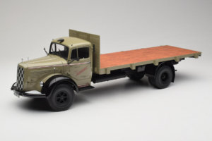 Mercedes L6600 Rungewagen Grau Schwarz Minichamps 1:18 109031050 Druckguss