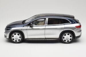 Mercedes Maybach EQS 680 V297 Blau NZG 1:18 1060/23 Druckguss — Bild 4 von 8