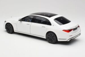 Mercedes Maybach S 680 X223 Diamond White Norev 1:18 B66960666 Druckguss — Bild 7 von 8
