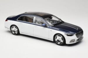 Mercedes Maybach S-Class Z223 Nautical Blue Diamond White Almost Real 1:18 820126 Druckguss — Bild 6 von 8