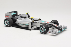 Mercedes MGP W01 #4 N. Rosberg Mercedes GP Showcar 2010 Minichamps 1:18 150100074 Druckguss — Bild 4 von 7